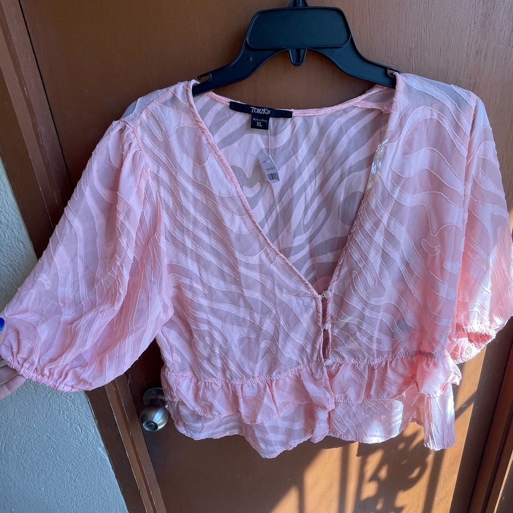 Top pink
